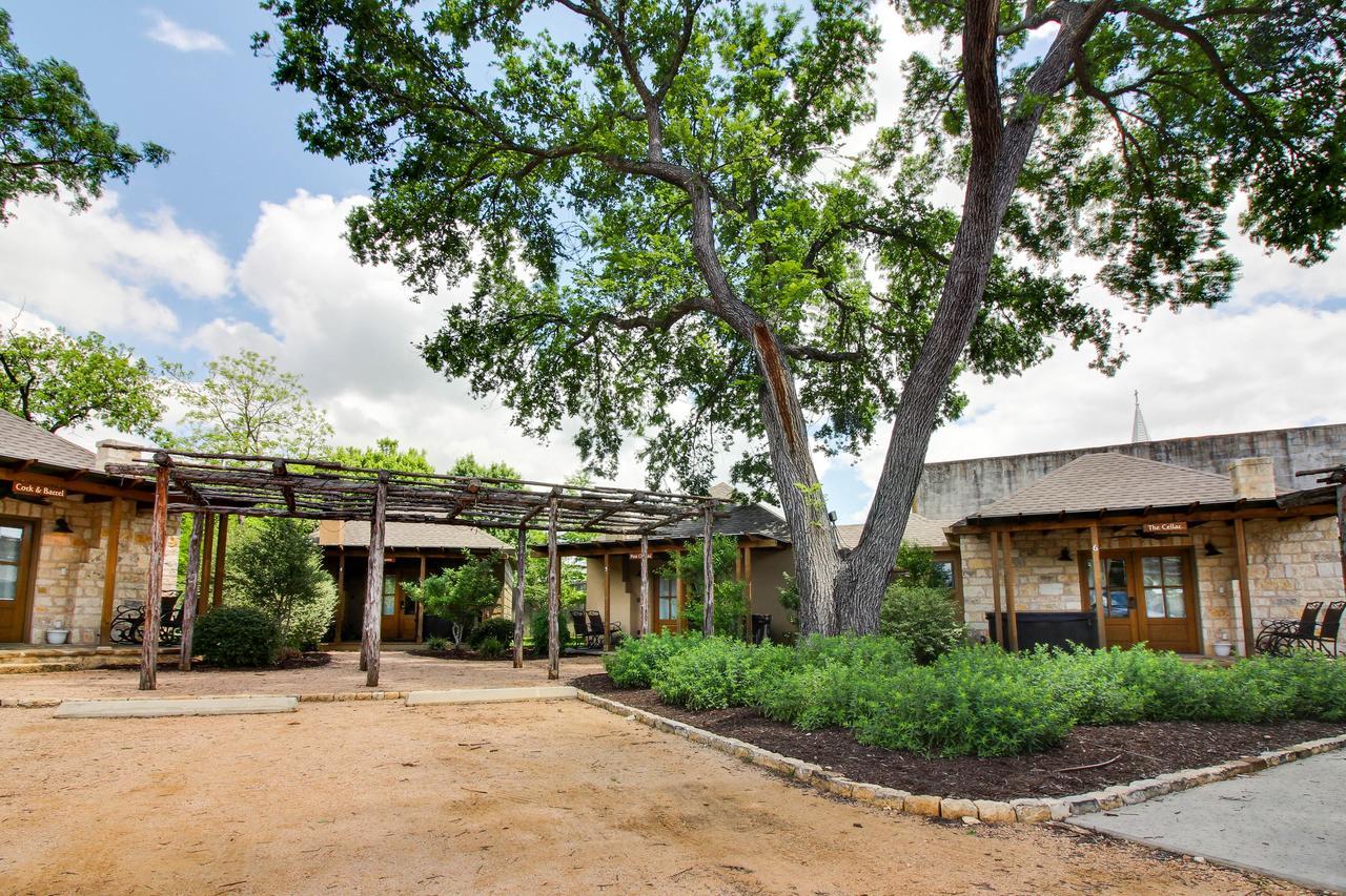 Wine Country Cottages On Main Fredericksburg Kültér fotó