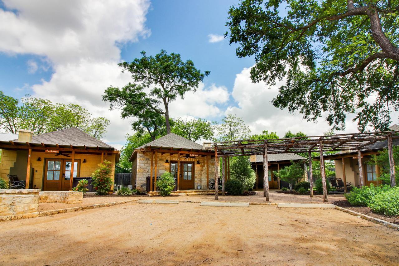 Wine Country Cottages On Main Fredericksburg Szoba fotó