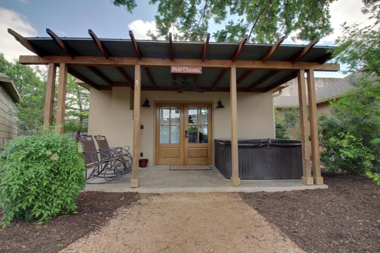 Wine Country Cottages On Main Fredericksburg Szoba fotó